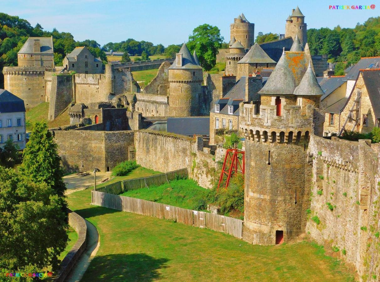 L'Escale Fougeraise Apartment Fougères Екстериор снимка