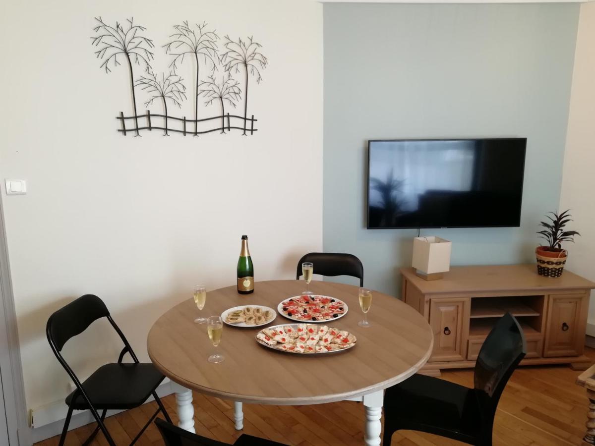 L'Escale Fougeraise Apartment Fougères Екстериор снимка
