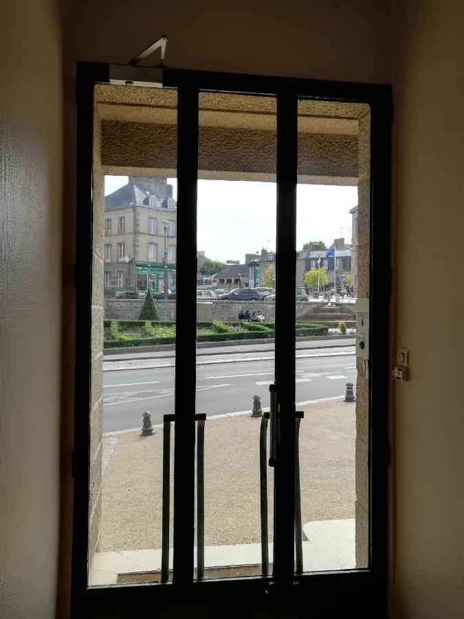 L'Escale Fougeraise Apartment Fougères Екстериор снимка