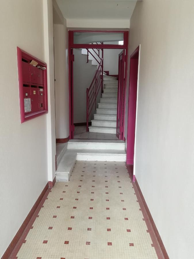 L'Escale Fougeraise Apartment Fougères Екстериор снимка